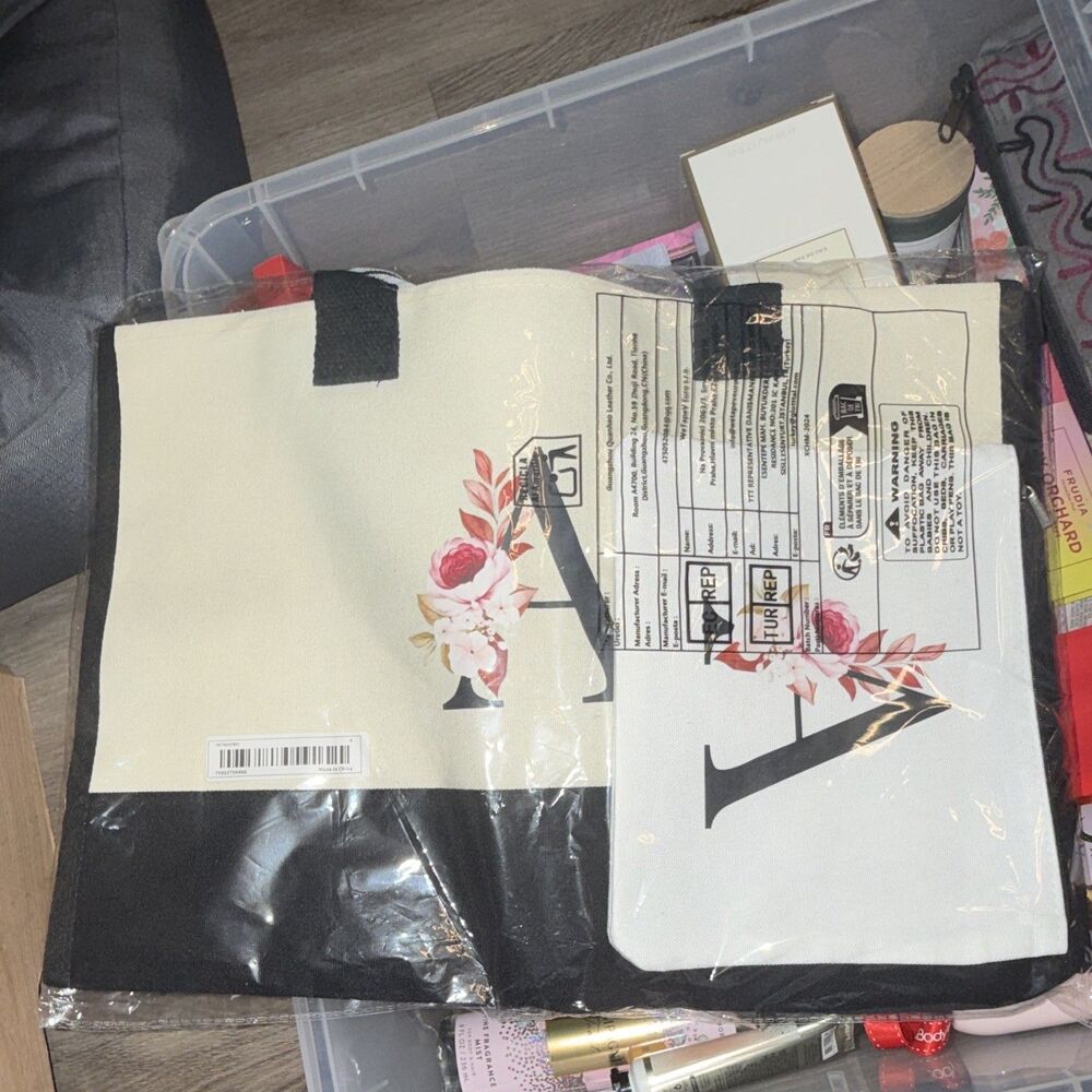 Tote Bag with A Letter for Women Canvas Tote Bag